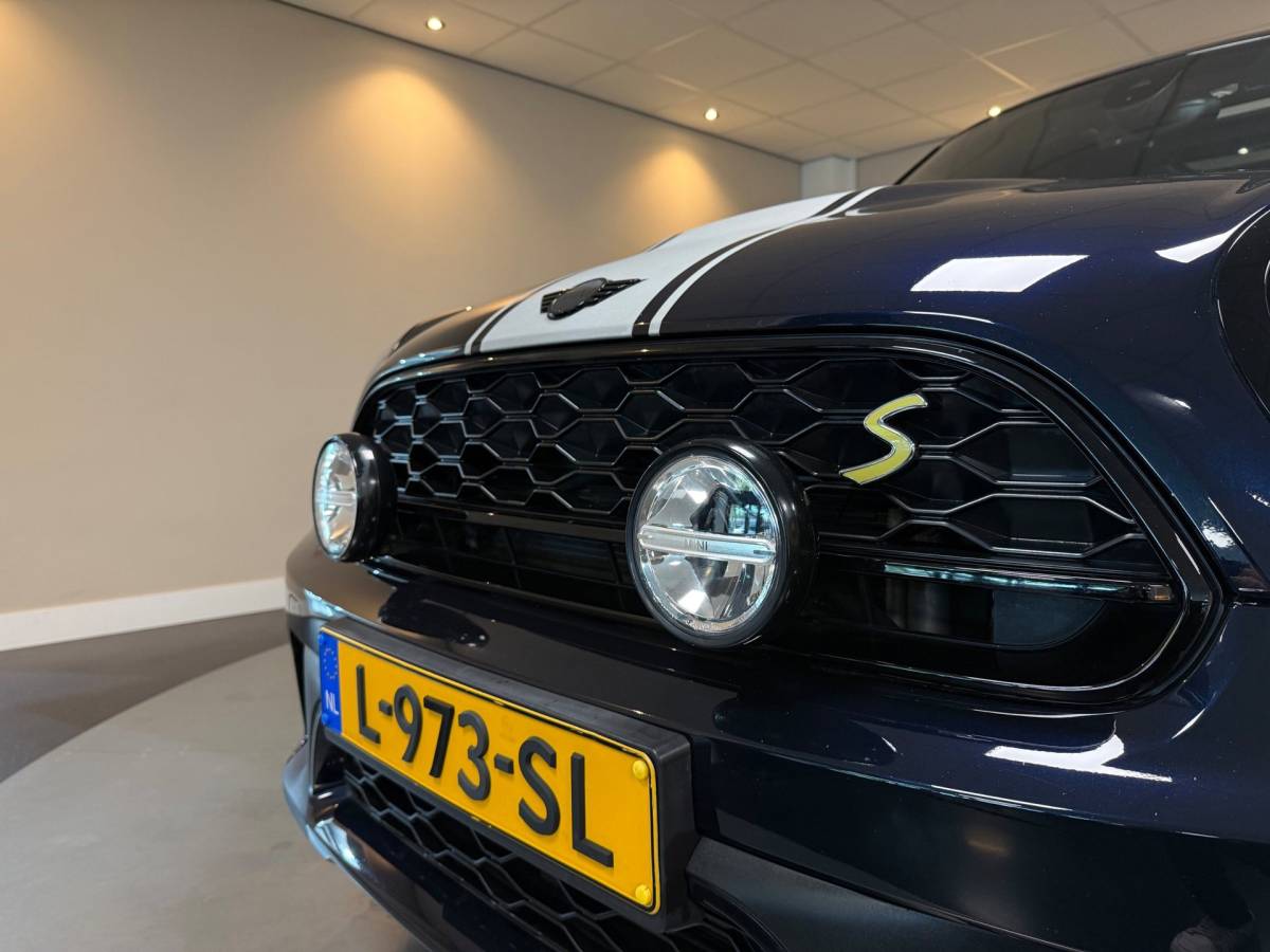 MINI Countryman Mini Countryman 1.5 Cooper S E ALL4 *220Pk!* Pano|Carplay|Camera|Keyless|Elektr.achterklep|Stoelverw.|Alcantara/Leer|DAB|NAP