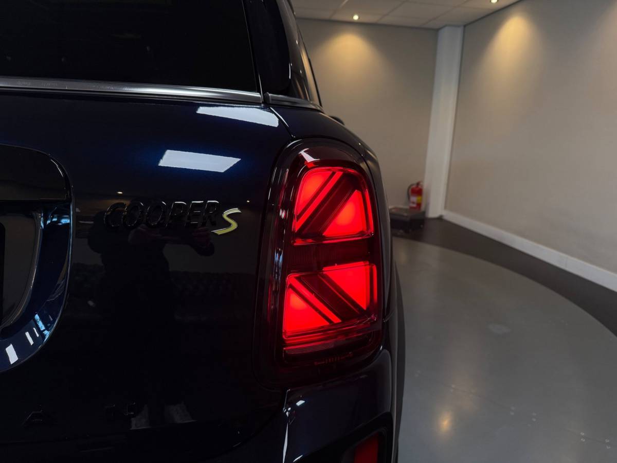 MINI Countryman Mini Countryman 1.5 Cooper S E ALL4 *220Pk!* Pano|Carplay|Camera|Keyless|Elektr.achterklep|Stoelverw.|Alcantara/Leer|DAB|NAP