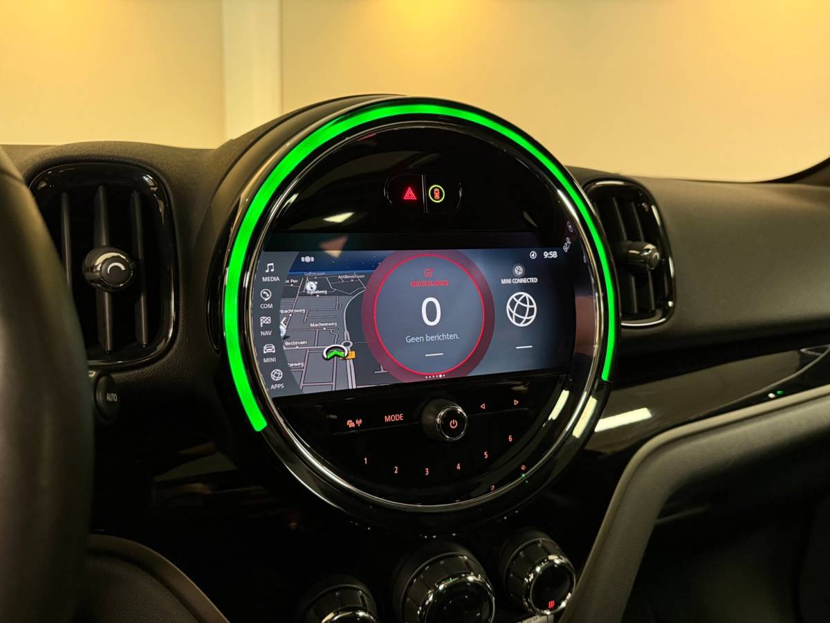 MINI Countryman Mini Countryman 1.5 Cooper S E ALL4 *220Pk!* Pano|Carplay|Camera|Keyless|Elektr.achterklep|Stoelverw.|Alcantara/Leer|DAB|NAP
