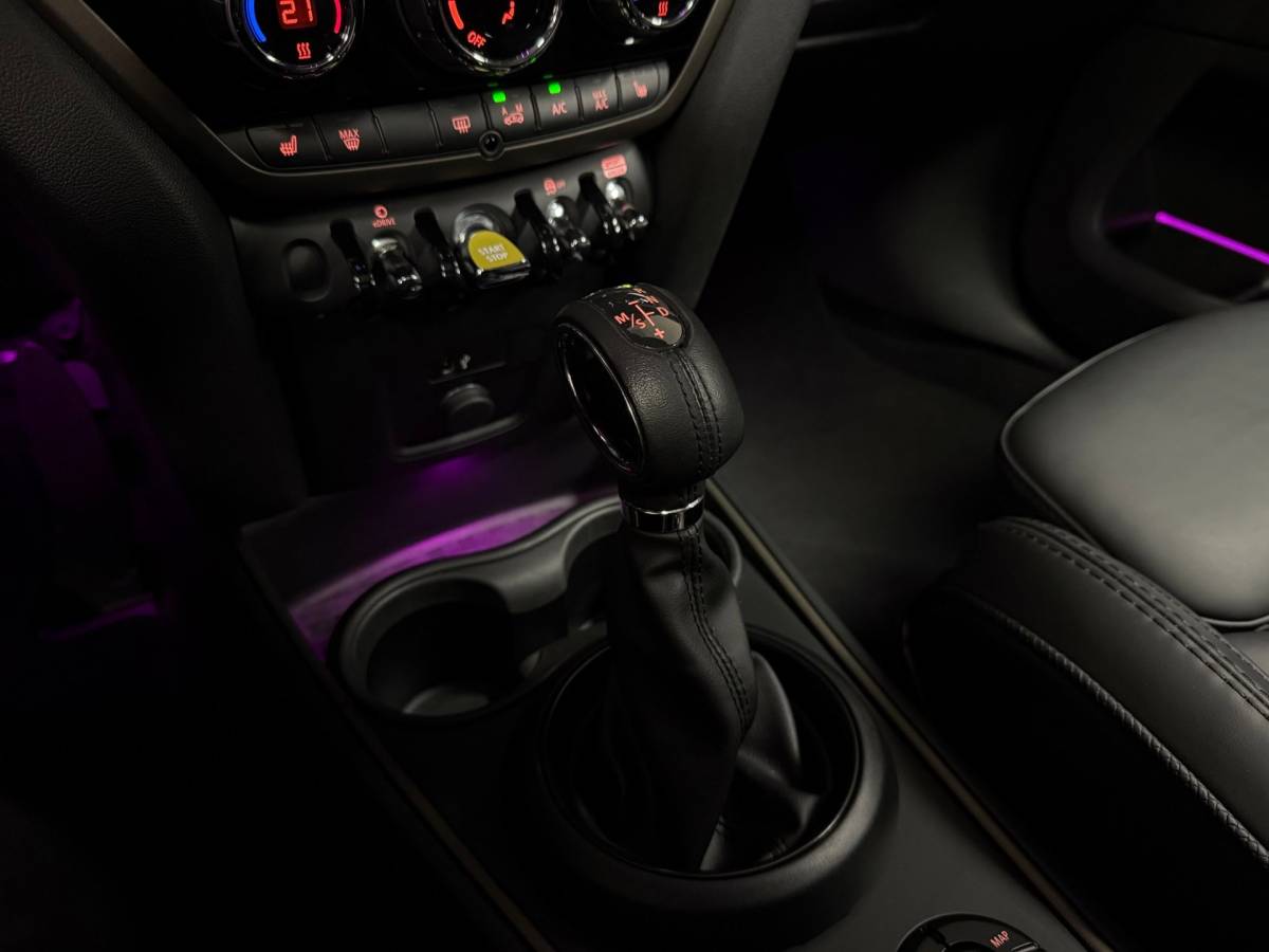 MINI Countryman Mini Countryman 1.5 Cooper S E ALL4 *220Pk!* Pano|Carplay|Camera|Keyless|Elektr.achterklep|Stoelverw.|Alcantara/Leer|DAB|NAP