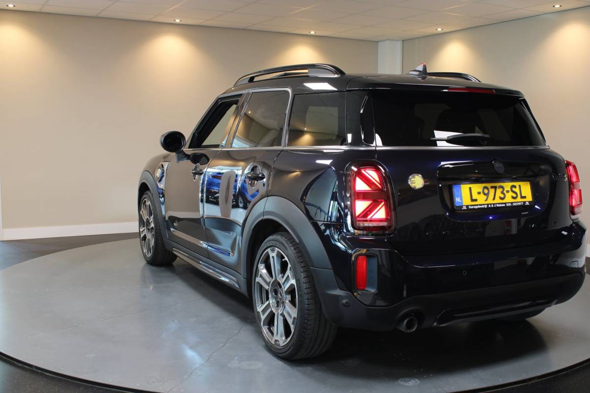 MINI Countryman Mini Countryman 1.5 Cooper S E ALL4 *220Pk!* Pano|Carplay|Camera|Keyless|Elektr.achterklep|Stoelverw.|Alcantara/Leer|DAB|NAP