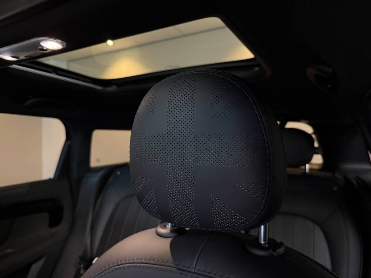 MINI Countryman Mini Countryman 1.5 Cooper S E ALL4 *220Pk!* Pano|Carplay|Camera|Keyless|Elektr.achterklep|Stoelverw.|Alcantara/Leer|DAB|NAP