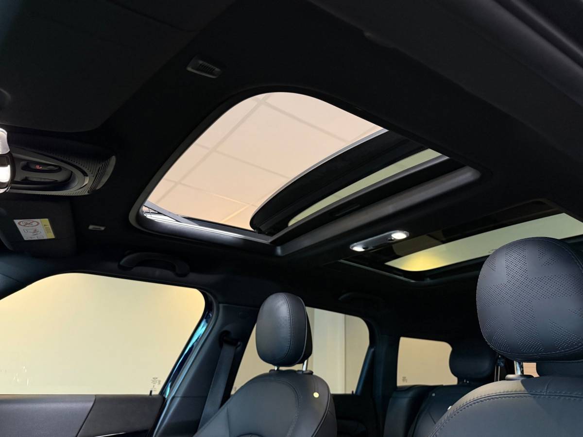 MINI Countryman Mini Countryman 1.5 Cooper S E ALL4 *220Pk!* Pano|Carplay|Camera|Keyless|Elektr.achterklep|Stoelverw.|Alcantara/Leer|DAB|NAP
