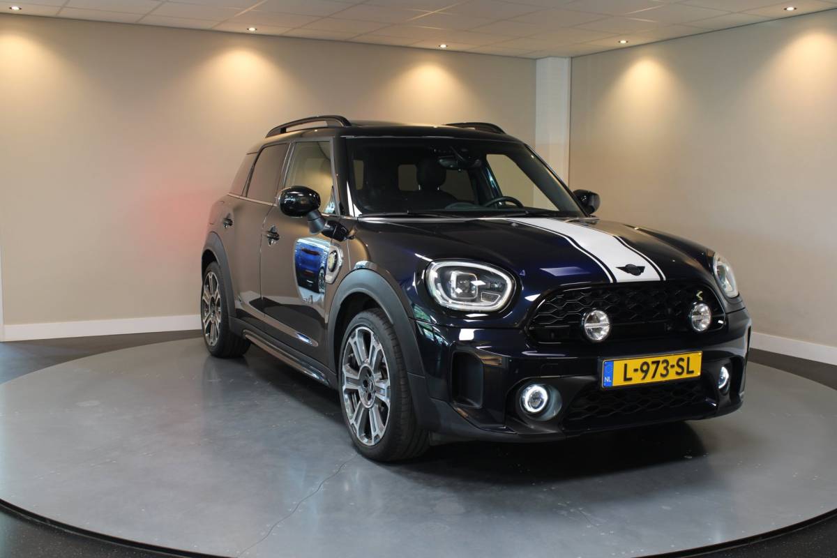 MINI Countryman Mini Countryman 1.5 Cooper S E ALL4 *220Pk!* Pano|Carplay|Camera|Keyless|Elektr.achterklep|Stoelverw.|Alcantara/Leer|DAB|NAP