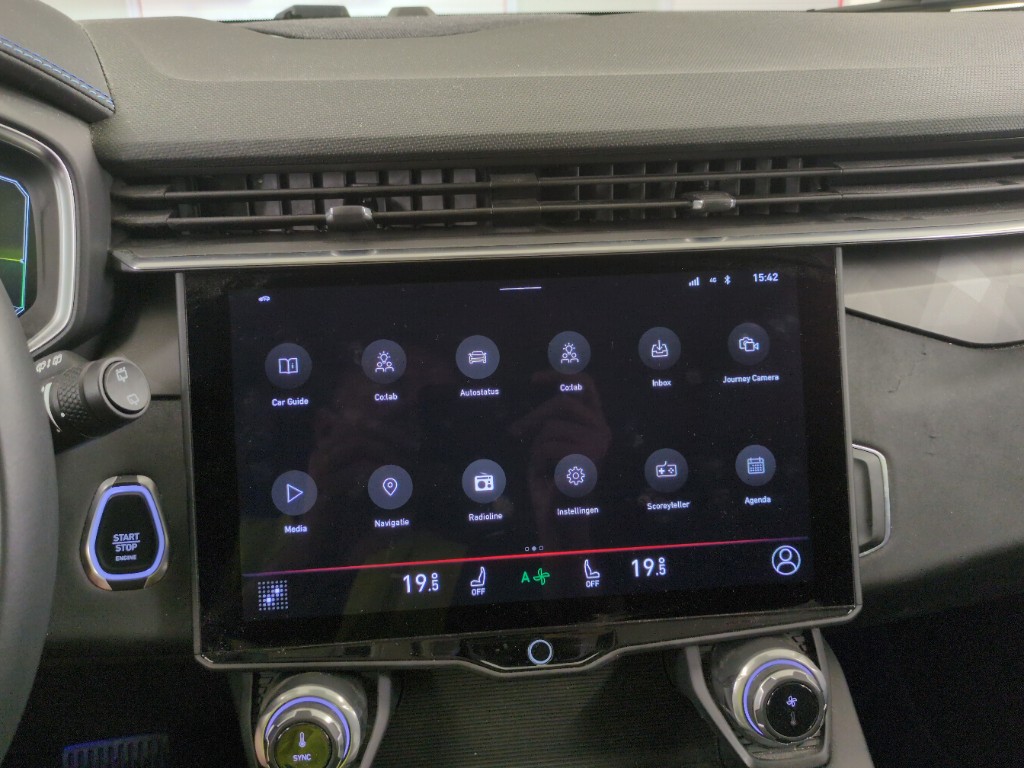 Lynk & Co 01 Lynk & Co 01 15x op voorraad 1.5 PHEV 262PK Adapt.Cruise 360° Cam Trekhaak Carplay Plug-in Stoelverw Vol opties!