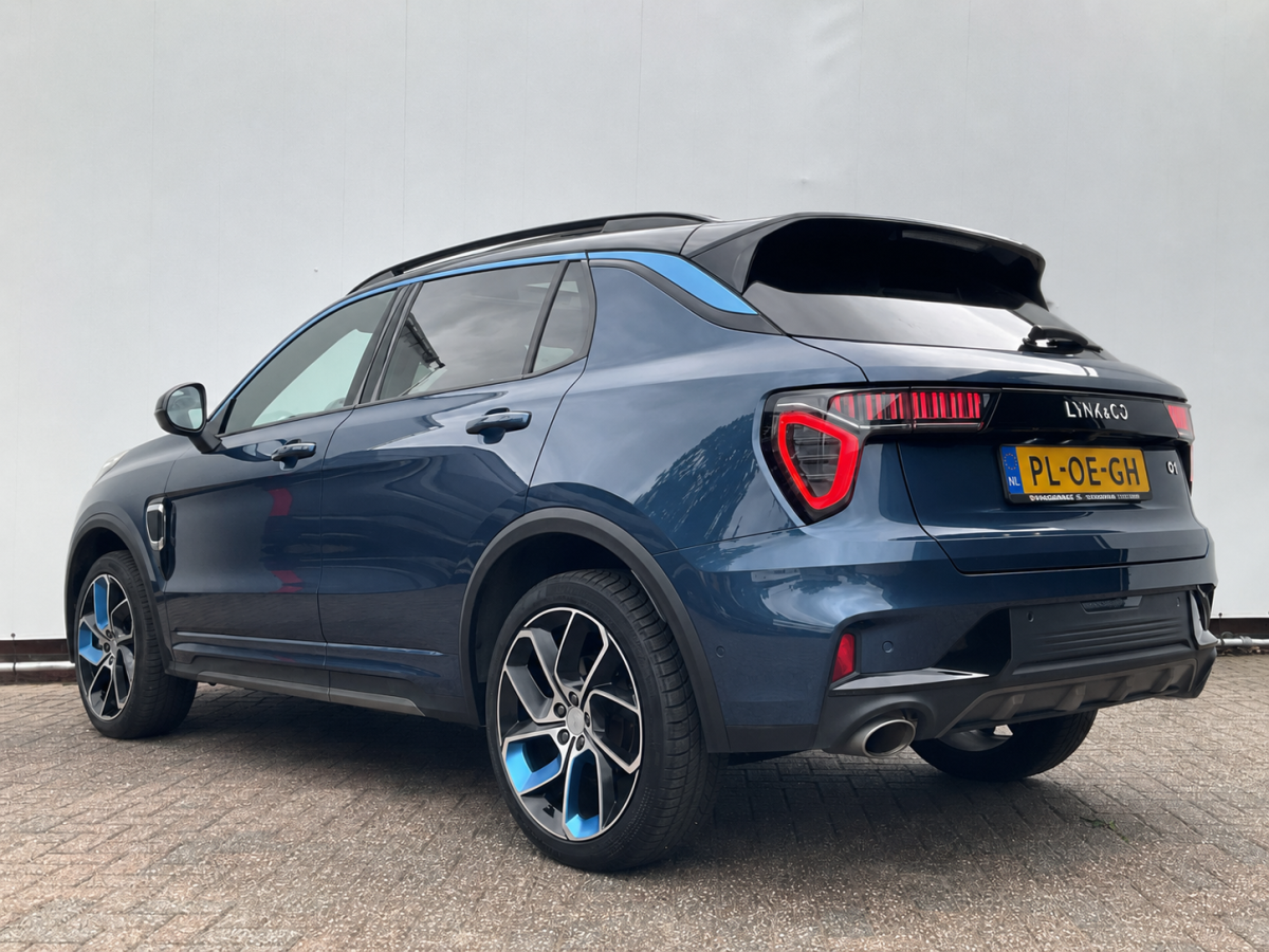 Lynk & Co 01 Lynk & Co 01 15x op voorraad 1.5 PHEV 262PK Adapt.Cruise 360° Cam Trekhaak Carplay Plug-in Stoelverw Vol opties!