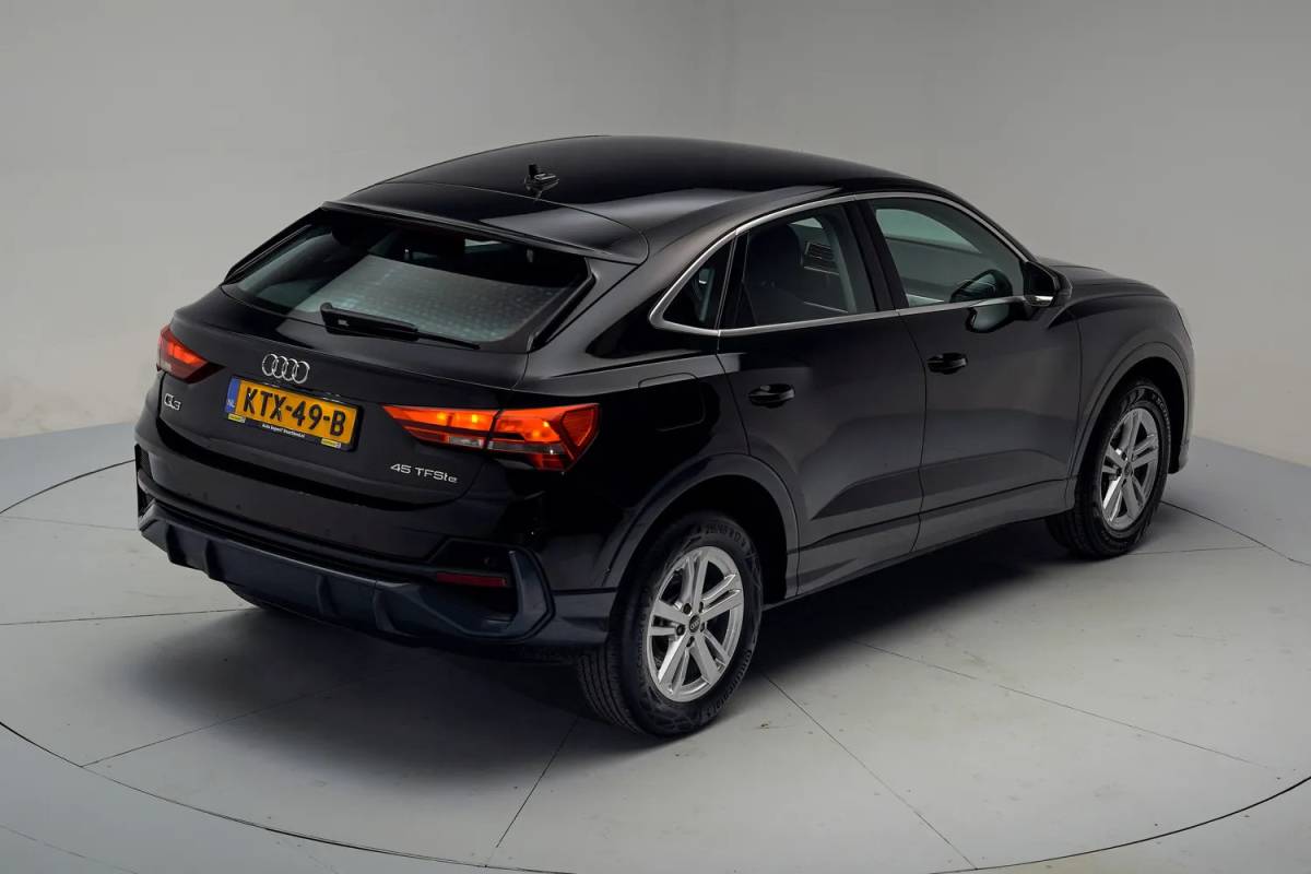 Audi Q3 Audi Q3 Sportback 45 TFSI e Advanced edition [ Apple/Android Camera Stoelverwarming Clima ]