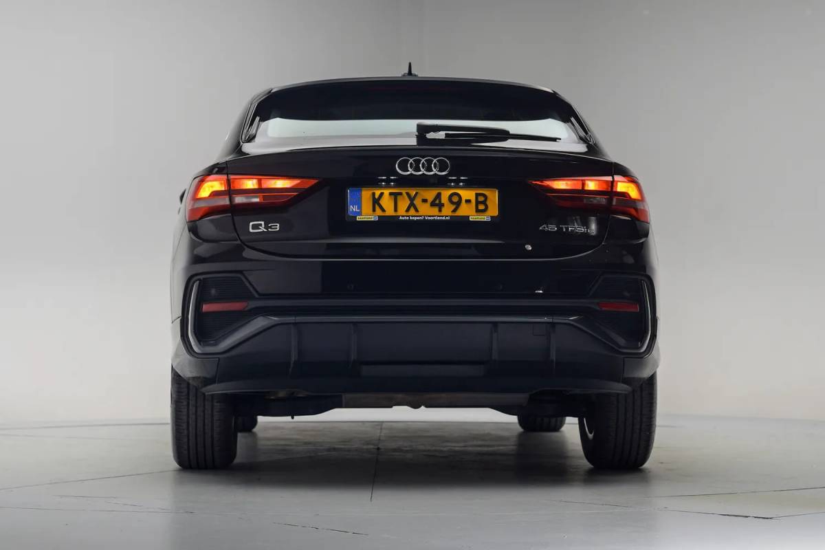 Audi Q3 Audi Q3 Sportback 45 TFSI e Advanced edition [ Apple/Android Camera Stoelverwarming Clima ]