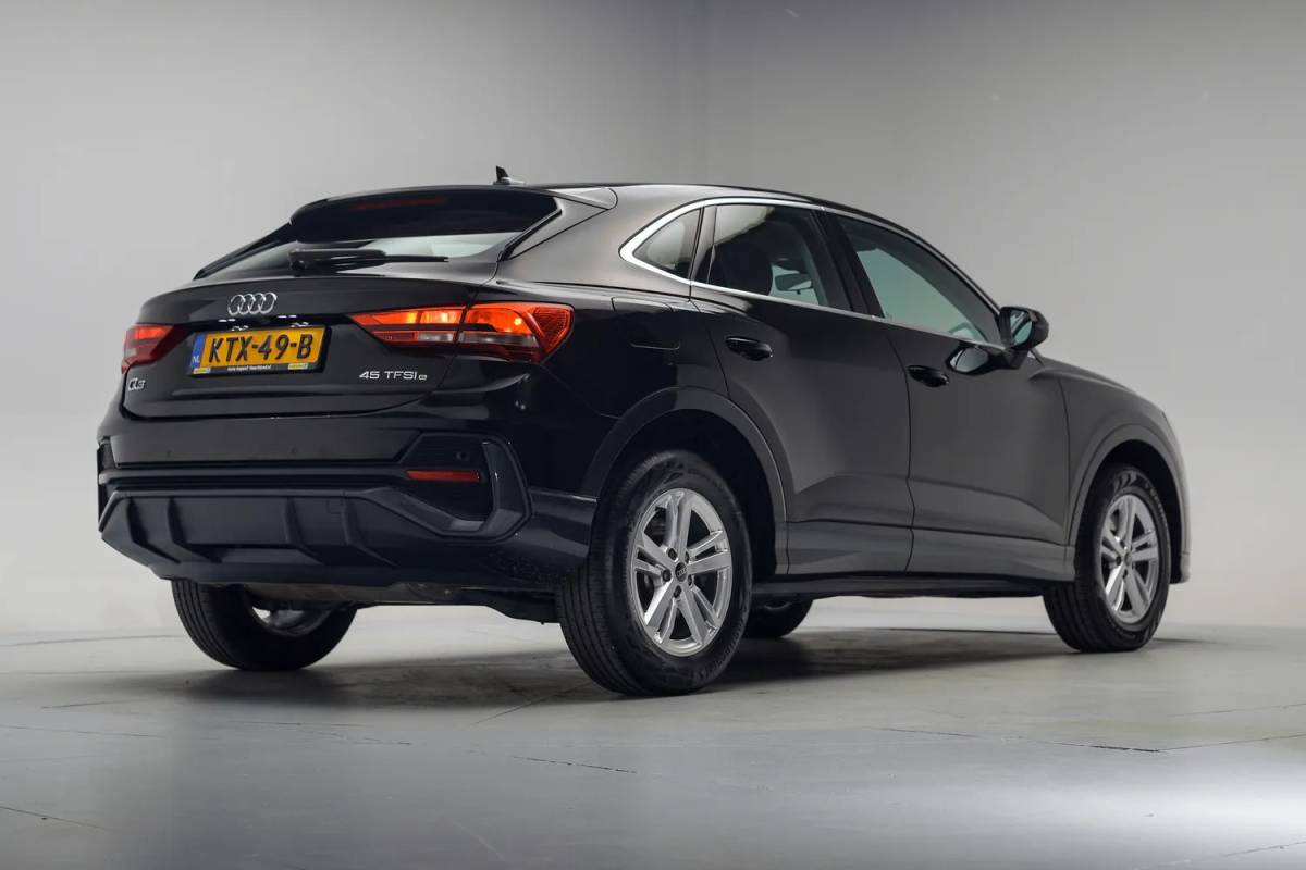 Audi Q3 Audi Q3 Sportback 45 TFSI e Advanced edition [ Apple/Android Camera Stoelverwarming Clima ]