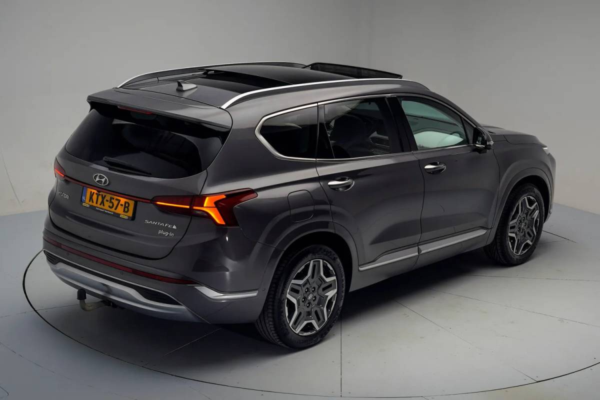 Hyundai Santa Fe Hyundai Santa Fe 1.6 T-GDI PHEV Premium Plus Sky [ Panorama Alcantara-hemel Leder Stoelventilatie ]