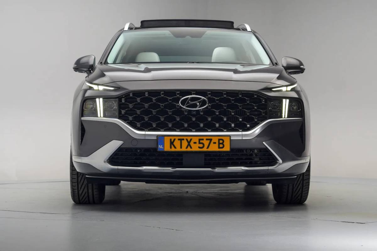 Hyundai Santa Fe Hyundai Santa Fe 1.6 T-GDI PHEV Premium Plus Sky [ Panorama Alcantara-hemel Leder Stoelventilatie ]