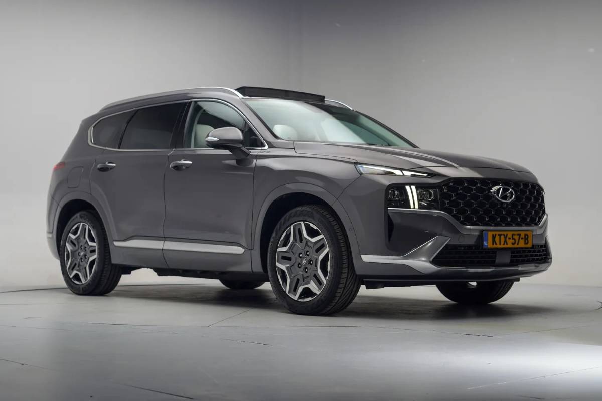 Hyundai Santa Fe Hyundai Santa Fe 1.6 T-GDI PHEV Premium Plus Sky [ Panorama Alcantara-hemel Leder Stoelventilatie ]