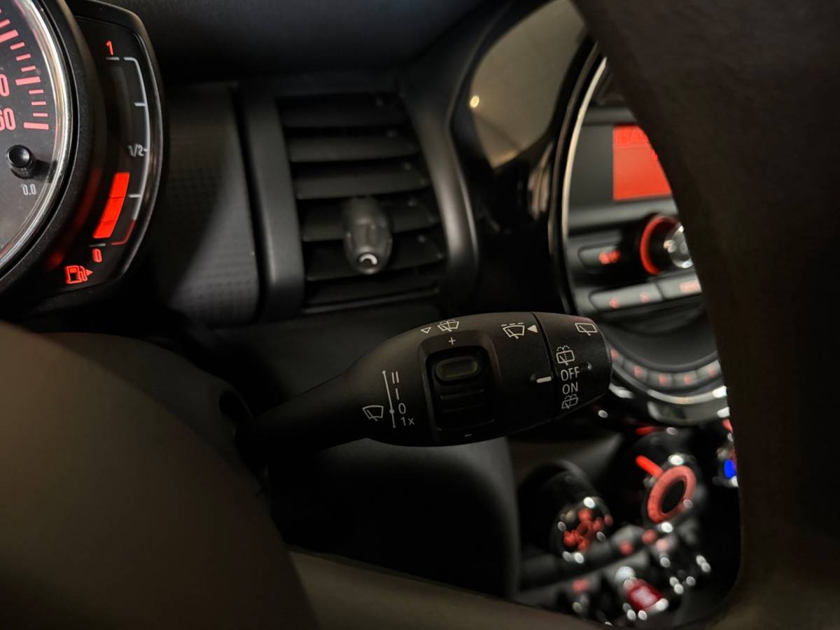 MINI 3-Deurs Mini 3-Deurs 1.5 Cooper Salt *4 Nwe All-seasons!* Dealer OH|Airco|NAP