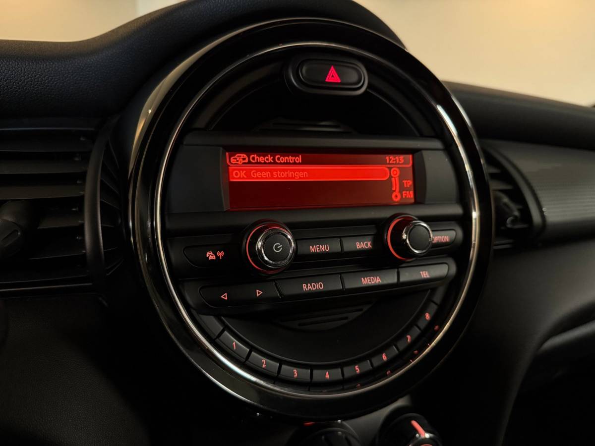 MINI 3-Deurs Mini 3-Deurs 1.5 Cooper Salt *4 Nwe All-seasons!* Dealer OH|Airco|NAP