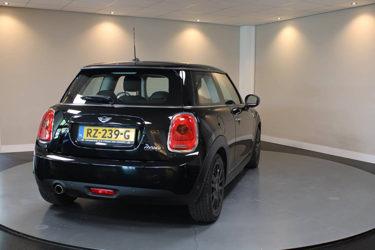 MINI 3-Deurs Mini 3-Deurs 1.5 Cooper Salt *4 Nwe All-seasons!* Dealer OH|Airco|NAP