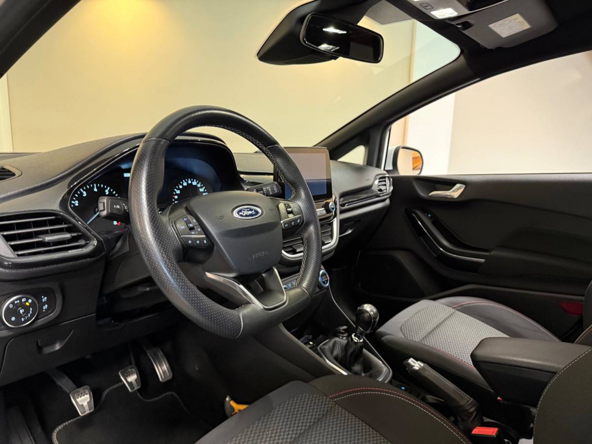 Ford Fiesta Ford Fiesta 1.0 EcoBoost ST-Line *Dealer OH* All-seasons|Carplay|Cruise|Lane-assist|Climate|DAB|BT|NAP