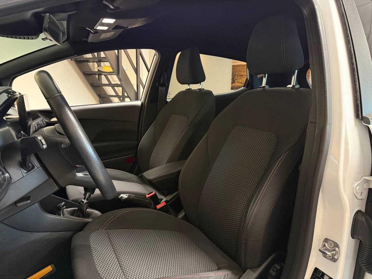 Ford Fiesta Ford Fiesta 1.0 EcoBoost ST-Line *Dealer OH* All-seasons|Carplay|Cruise|Lane-assist|Climate|DAB|BT|NAP