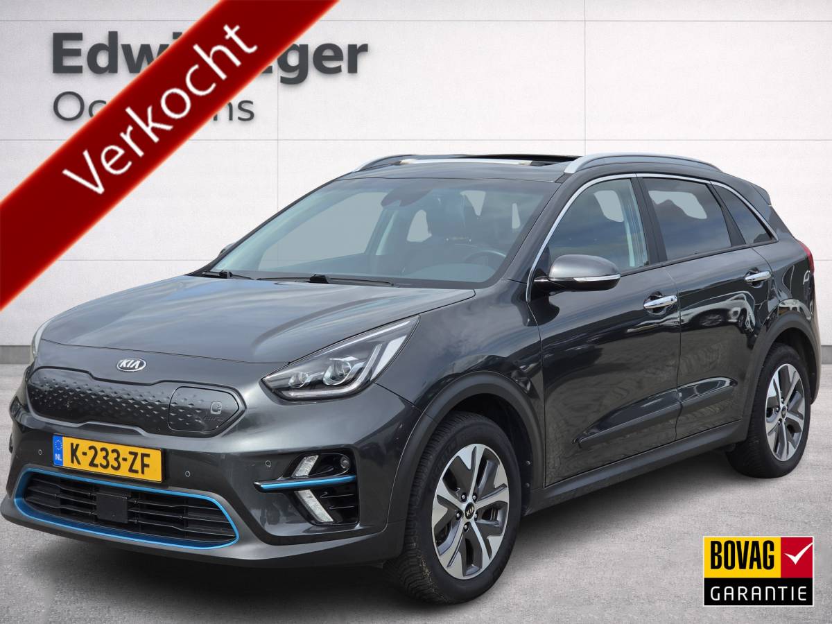 Kia e-Niro Kia e-Niro DynamicPlusLine 64 kWh | SOH 100% | 3 Fase laden | Schuif/kanteldak | Half Leder | Andriod Auto | Apple carplay | Navigatie