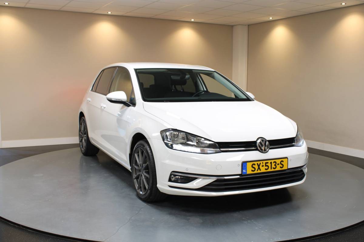 Volkswagen Golf Volkswagen Golf 1.0 TSI Comfortline *Carplay* Adapt.Cruise|Navi|DAB|PDC|BT|17”|Dealer OH|NAP
