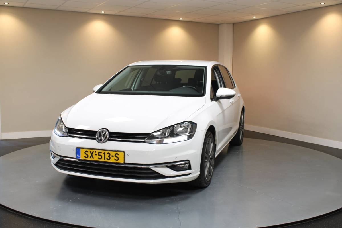 Volkswagen Golf Volkswagen Golf 1.0 TSI Comfortline *Carplay* Adapt.Cruise|Navi|DAB|PDC|BT|17”|Dealer OH|NAP
