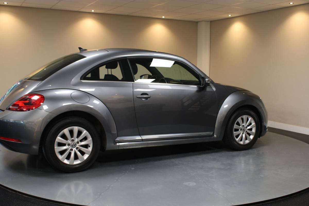 Volkswagen Beetle Volkswagen Beetle 1.2 TSI Design BlueMotion *Stoelverw.* Cruise|Navi|Climate|Bluetooth|Isofix