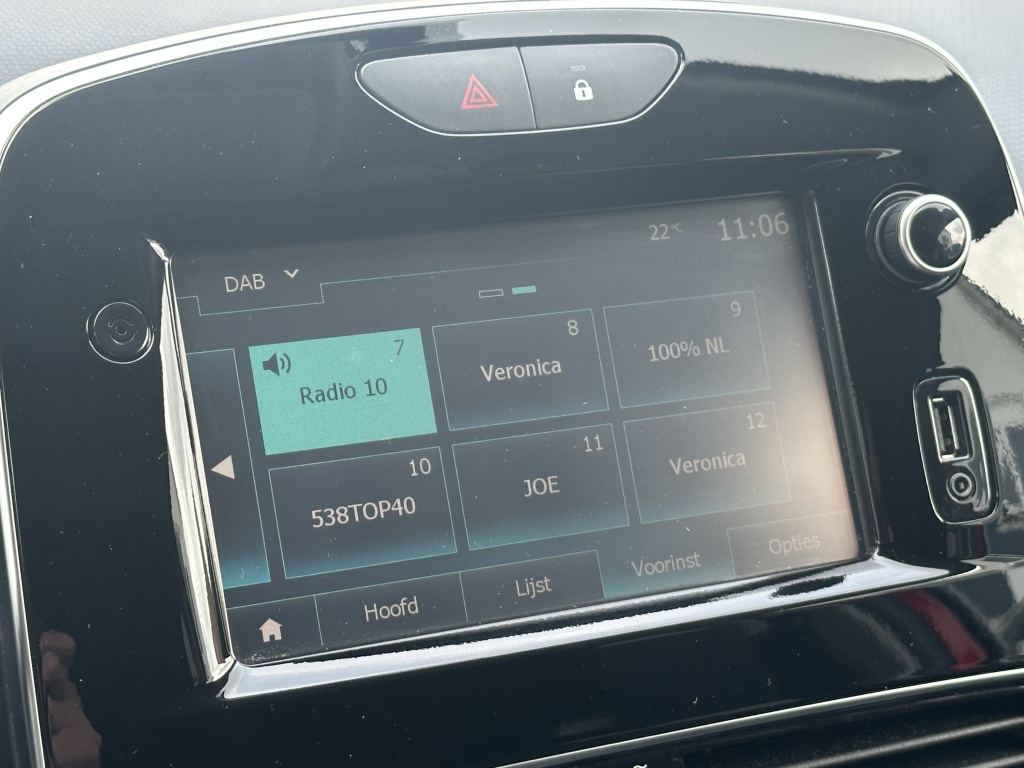 Renault Clio Renault Clio Estate 0.9 TCe Limited | Trekhaak | Navi |