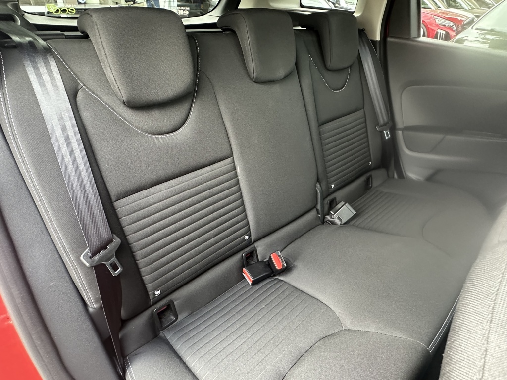Renault Clio Renault Clio Estate 0.9 TCe Limited | Trekhaak | Navi |
