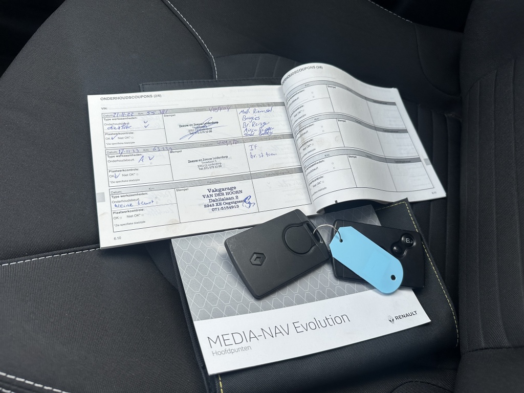 Renault Clio Renault Clio Estate 0.9 TCe Limited | Trekhaak | Navi |