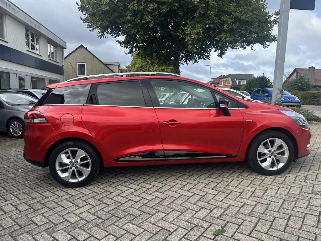 Renault Clio Renault Clio Estate 0.9 TCe Limited | Trekhaak | Navi |