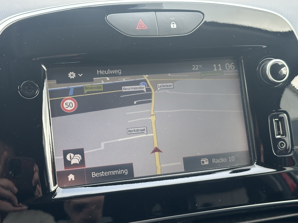 Renault Clio Renault Clio Estate 0.9 TCe Limited | Trekhaak | Navi |