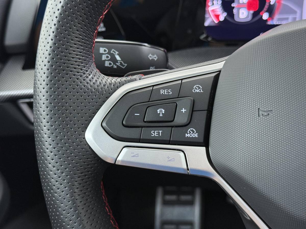 Volkswagen Golf Volkswagen Golf 2.0 TSI GTI VAN:45.900,- VOOR:41.877,- UW HERFSTVOORDEEL:4.023,- 265PK | APPLE CARPL. ADNROID AUTO | ACC | PANORAMA DAK | 360° CAMERA | STOEL/STUUR VERWARMING |