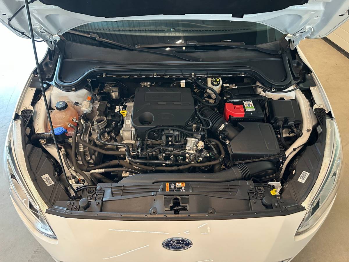 Ford Focus Ford Focus 1.0 EcoBoost AUTOMAAT 5-DEURS TITANIUM BUSINESS-uitv|APPLE CARPLAY+ANDROID AUTO|CRUISE CONTROL|NAVIGATIE|LM-VELGEN|PTS