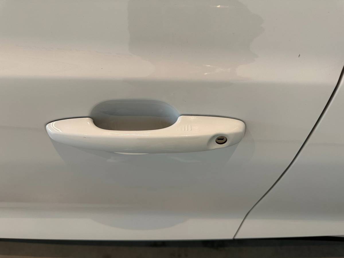 Ford Focus Ford Focus 1.0 EcoBoost AUTOMAAT 5-DEURS TITANIUM BUSINESS-uitv|APPLE CARPLAY+ANDROID AUTO|CRUISE CONTROL|NAVIGATIE|LM-VELGEN|PTS
