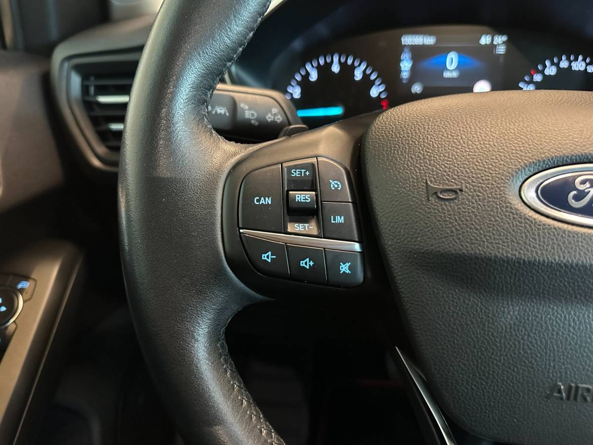 Ford Focus Ford Focus 1.0 EcoBoost AUTOMAAT 5-DEURS TITANIUM BUSINESS-uitv|APPLE CARPLAY+ANDROID AUTO|CRUISE CONTROL|NAVIGATIE|LM-VELGEN|PTS