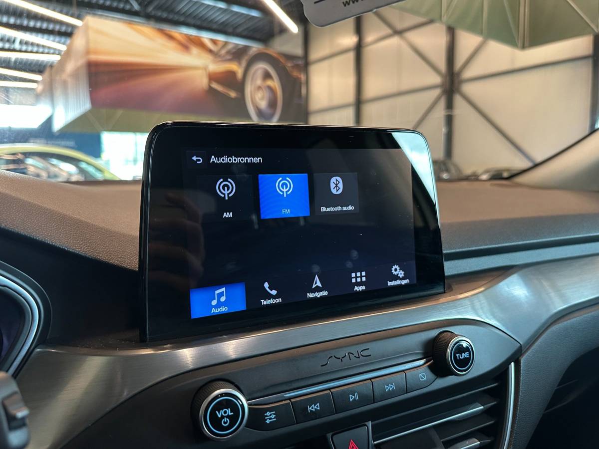 Ford Focus Ford Focus 1.0 EcoBoost AUTOMAAT 5-DEURS TITANIUM BUSINESS-uitv|APPLE CARPLAY+ANDROID AUTO|CRUISE CONTROL|NAVIGATIE|LM-VELGEN|PTS