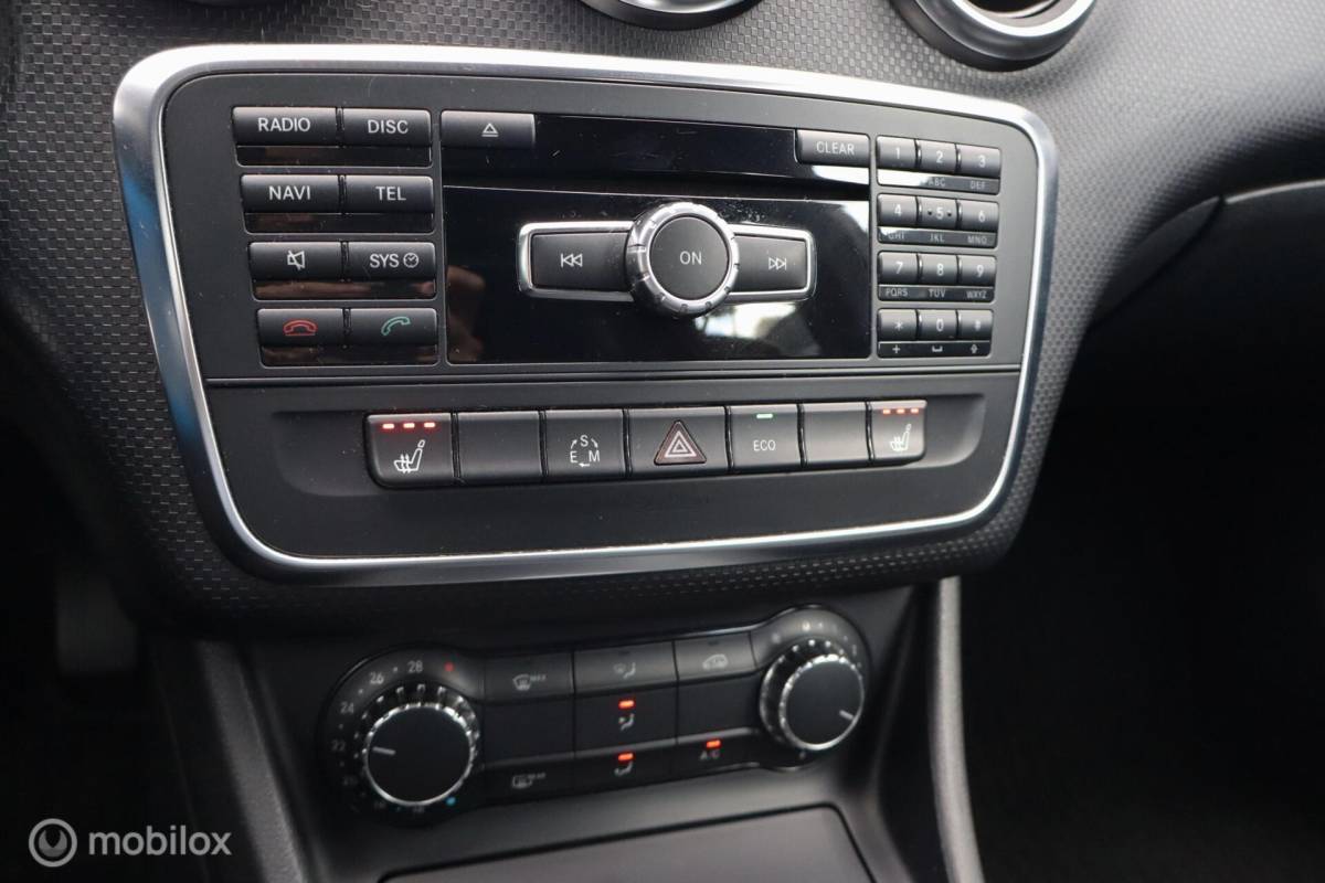 Mercedes-Benz A-Klasse Mercedes A180 aut Ambition | stoelverw | camera | trekhaak
