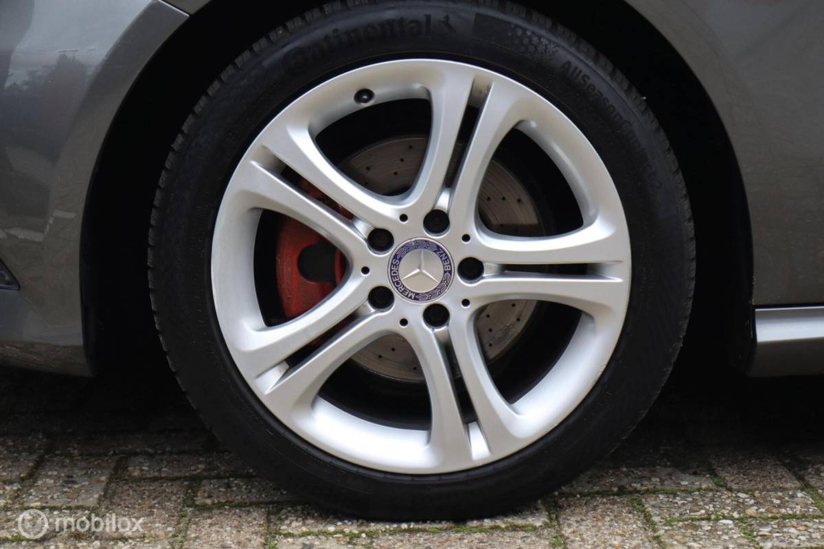 Mercedes-Benz A-Klasse Mercedes A180 aut Ambition | stoelverw | camera | trekhaak