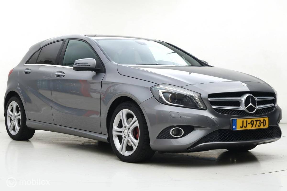 Mercedes-Benz A-Klasse Mercedes A180 aut Ambition | stoelverw | camera | trekhaak