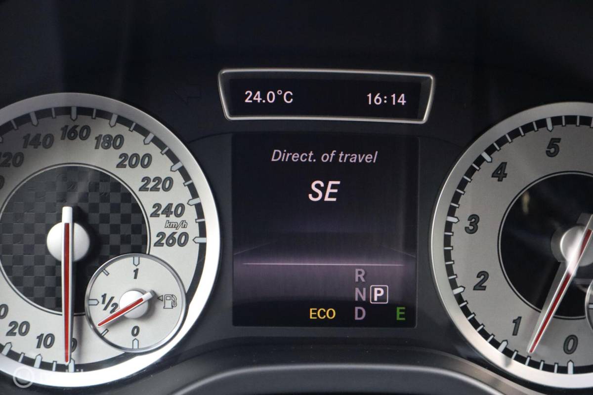Mercedes-Benz A-Klasse Mercedes A180 aut Ambition | stoelverw | camera | trekhaak