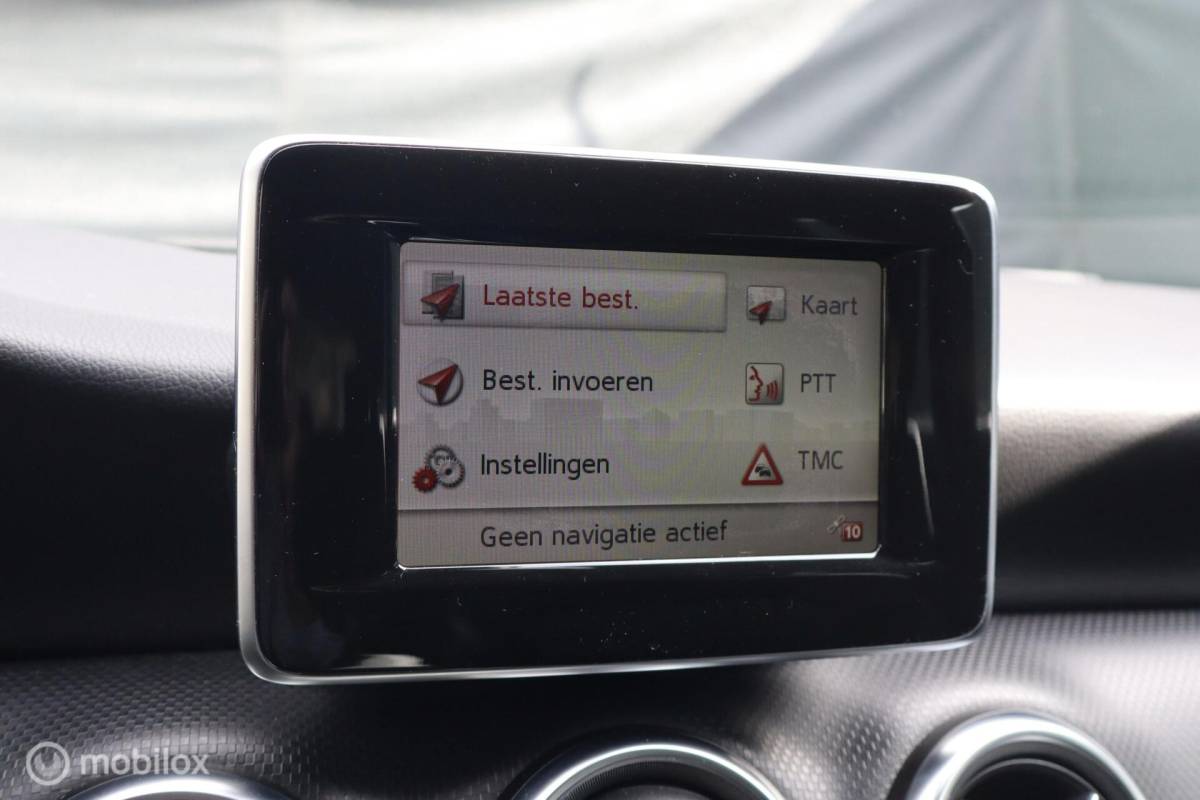 Mercedes-Benz A-Klasse Mercedes A180 aut Ambition | stoelverw | camera | trekhaak