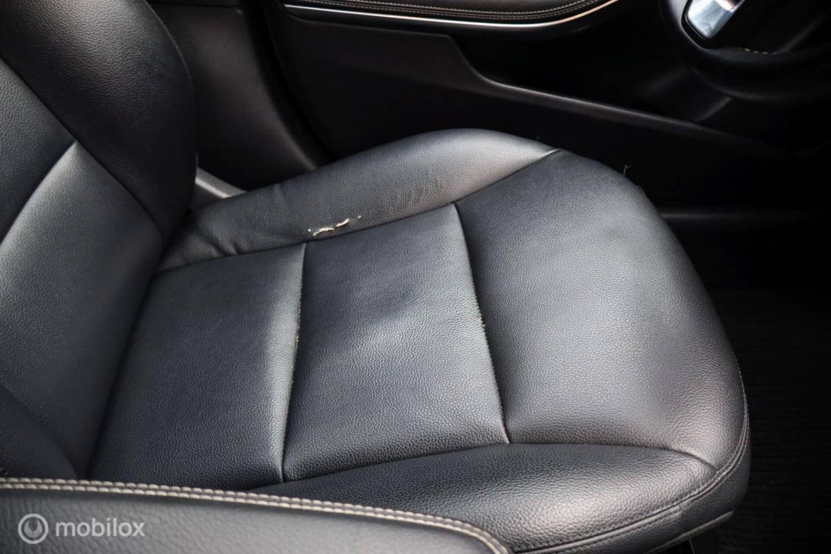Mercedes-Benz A-Klasse Mercedes A180 aut Ambition | stoelverw | camera | trekhaak