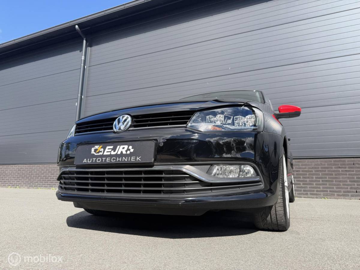 Volkswagen Polo Volkswagen Polo 1.2 TSI BEATS AUDIO! VOL CLIMA*CARPLAY*PDC*NAV*CRUISE