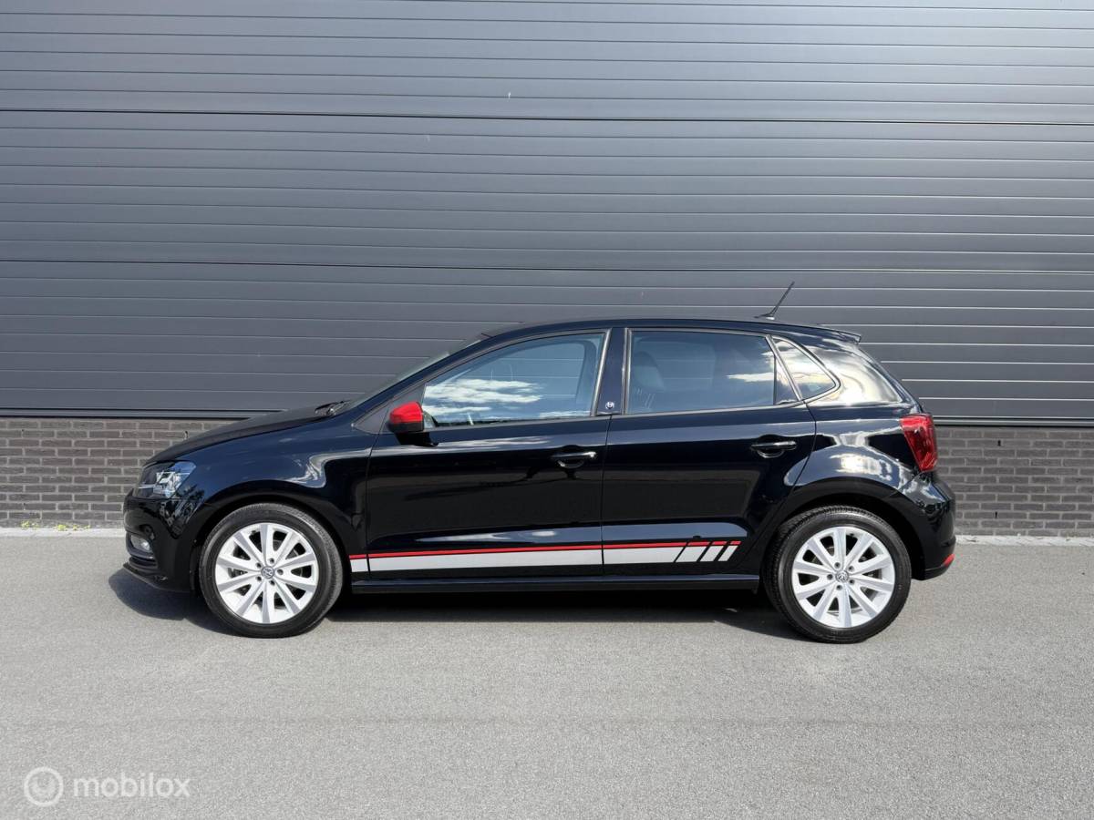 Volkswagen Polo Volkswagen Polo 1.2 TSI BEATS AUDIO! VOL CLIMA*CARPLAY*PDC*NAV*CRUISE