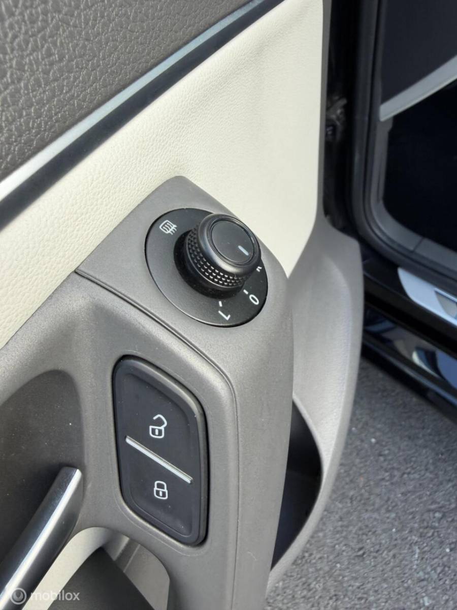 Volkswagen Polo Volkswagen Polo 1.2 TSI BEATS AUDIO! VOL CLIMA*CARPLAY*PDC*NAV*CRUISE