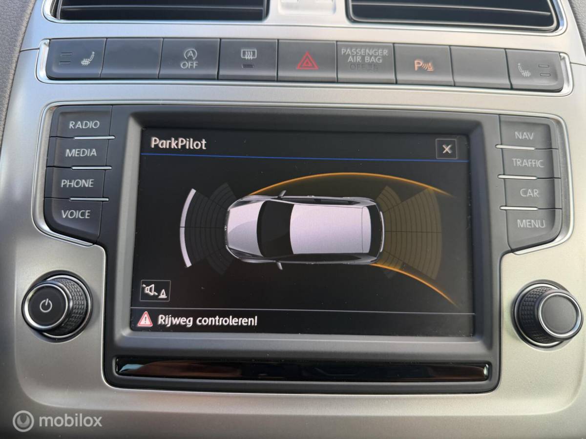 Volkswagen Polo Volkswagen Polo 1.2 TSI BEATS AUDIO! VOL CLIMA*CARPLAY*PDC*NAV*CRUISE