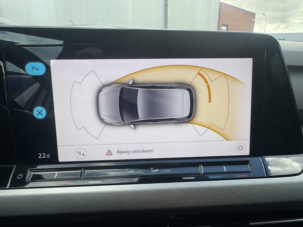 Volkswagen Golf Volkswagen Golf 1.5 TSI Life ✅ Virtual Cockpit ✅ PDC V+A ✅ Carplay ✅