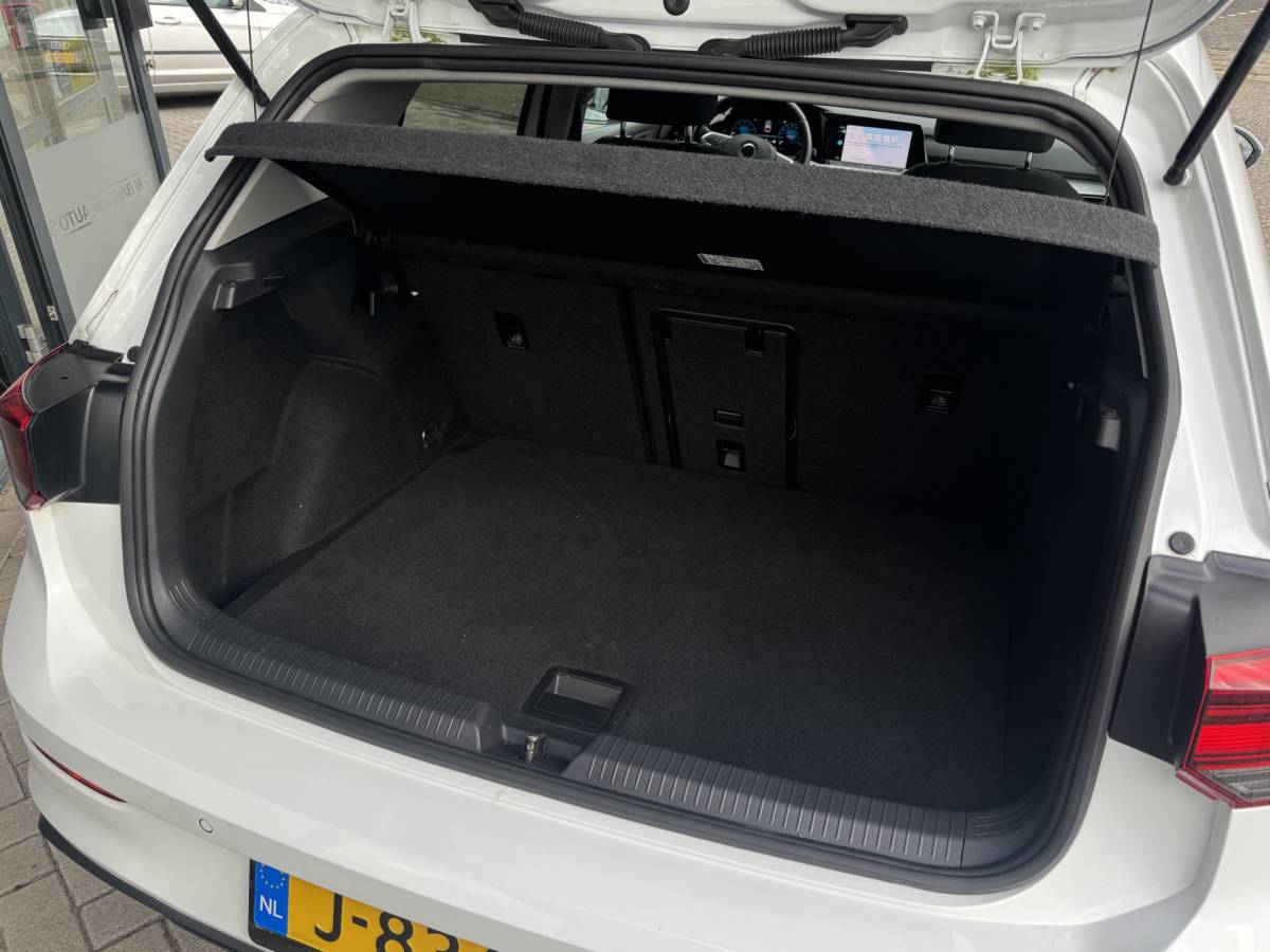 Volkswagen Golf Volkswagen Golf 1.5 TSI Life ✅ Virtual Cockpit ✅ PDC V+A ✅ Carplay ✅