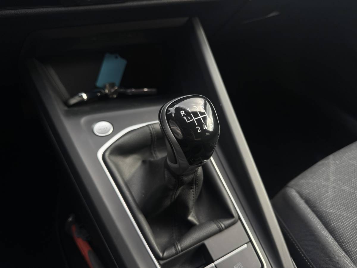 Volkswagen Golf Volkswagen Golf 1.5 TSI Life ✅ Virtual Cockpit ✅ PDC V+A ✅ Carplay ✅