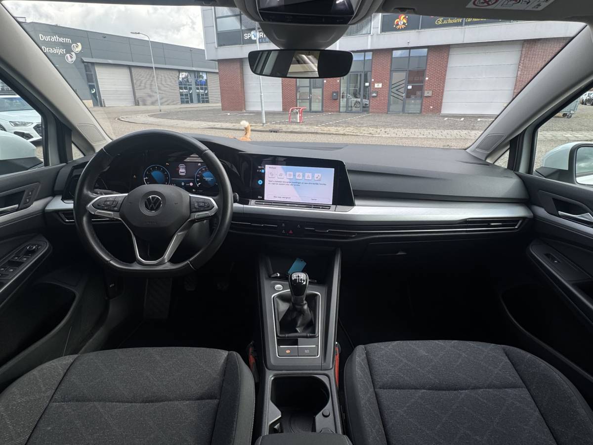 Volkswagen Golf Volkswagen Golf 1.5 TSI Life ✅ Virtual Cockpit ✅ PDC V+A ✅ Carplay ✅
