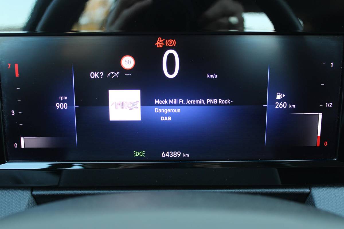 Opel Astra Opel Astra 1.2 Level 2 | Incl. 12 maanden garantie | Cruise control | Climate control | Apple carplay/Android auto | DAB radio | Lane assist | Parkeersensoren |